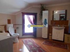 casa-noua-de-vanzare-in-zona-cetate-alba-iulia-6