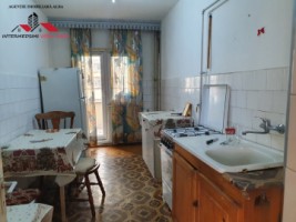 oferta-apartament-3-camere-2-bai-de-inchiriat-alba-iulia-cetate-m-uri-3