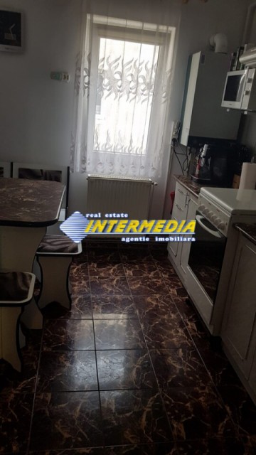 apartament-3-camere-decomandat-finisat-de-vanzare-centru-3