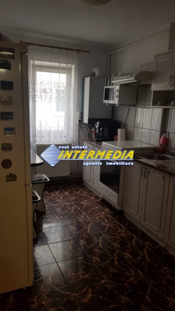 apartament-3-camere-decomandat-finisat-de-vanzare-centru-13
