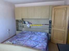 casa-de-vanzare-cu-5-camere-teren-aferent-1410-mp-cu-toate-utilitatile-zona-oarda-11