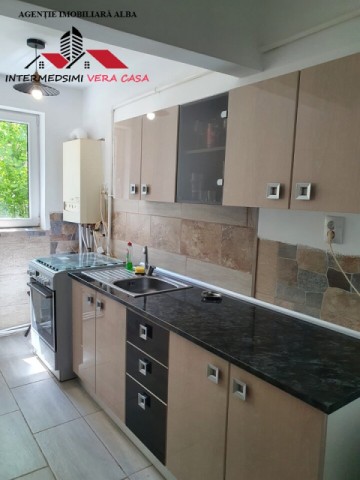 oferta-apartament-2-camere-renovat-de-inchiriat-50-mp-alba-iulia-cetate-1