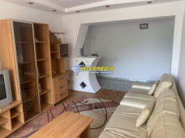 3-camere-de-inchiriat-in-alba-iulia-ampoi-1-etaj-1-250-euro-mobilat-utilat-complet-19
