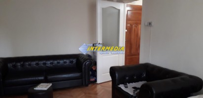 apartament-cu-2-camere-decomandat-de-vanzare-cetate-etaj-2