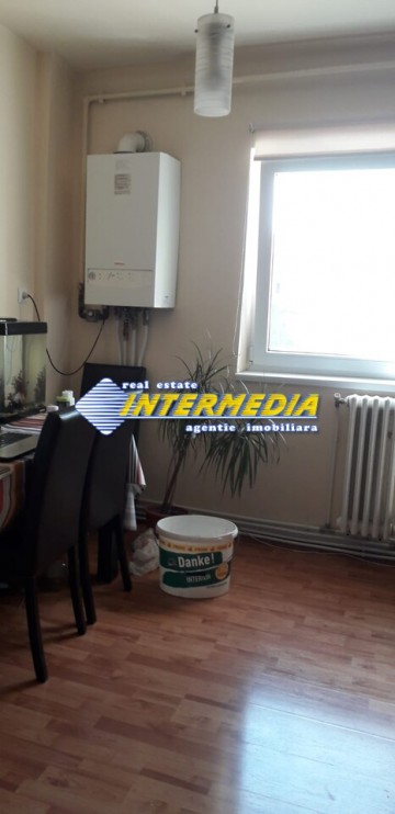 apartament-cu-2-camere-decomandat-de-vanzare-cetate-etaj-2-6