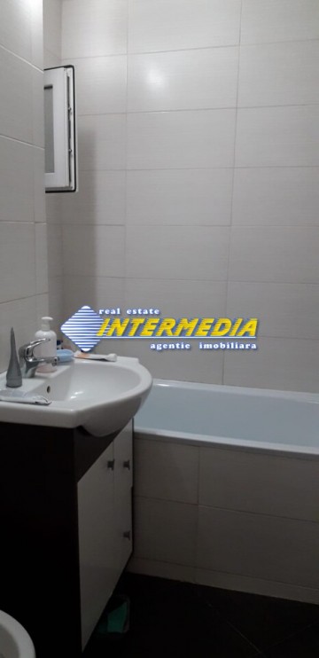 apartament-cu-2-camere-decomandat-de-vanzare-cetate-etaj-2-7