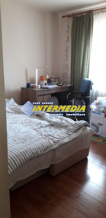apartament-cu-2-camere-decomandat-de-vanzare-cetate-etaj-2-5