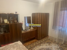 apartament-2-camere-decomandat-in-cetate-de-vanzare-etaj-intermediar-7