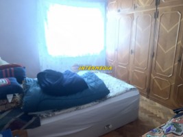 apartament-3-camere-decomandat-in-cetate-zona-piata-etaj-3-4
