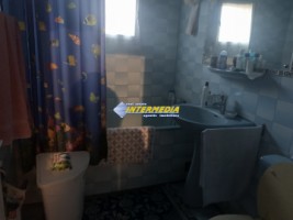 apartament-3-camere-decomandat-in-cetate-zona-piata-etaj-3-3