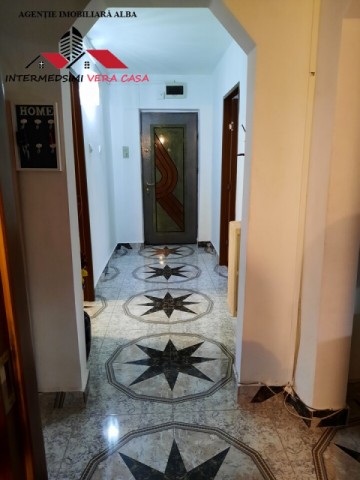 oferta-apartament-3-camere-de-vanzare-renovat-80-mp-alba-iulia-1