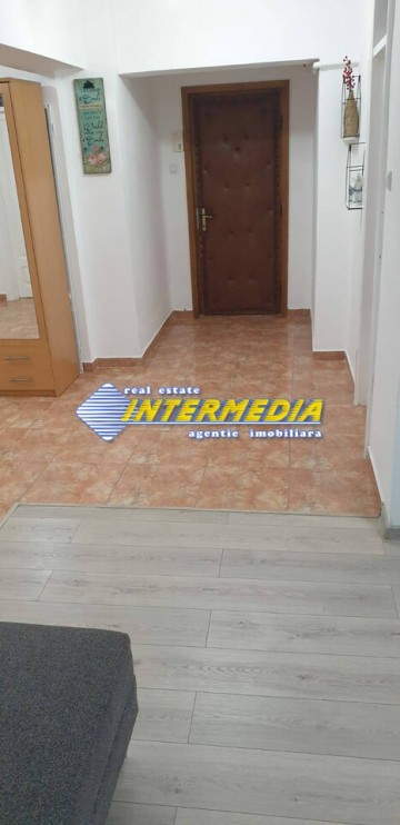 apartament-3-camere-renovat-mobilat-si-utilat-de-inchiriat-cetate-bulevard-3