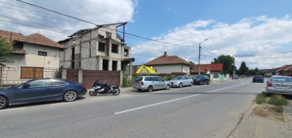 constructie-suprafata-mare-in-apropiere-de-ambient-1
