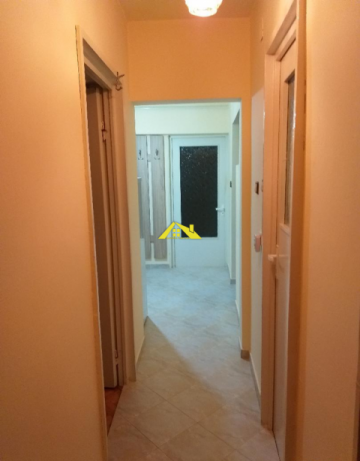 vand-apartament-3-camere-in-alba-iulia-langa-liceul-sportiv-5