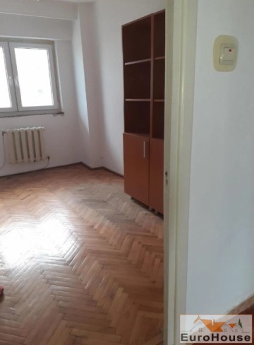 apartament-cu-3-camere-de-inchiriat-in-alba-iulia-3