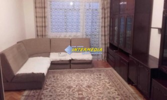 de-vanzare-apartament-cu-2-camere-in-cetate-zona-bulevard-alba-iulia