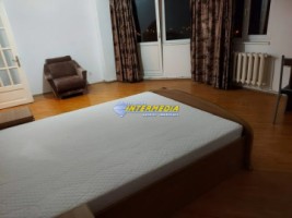2-camere-decomandat-in-centru-de-vanzare-6