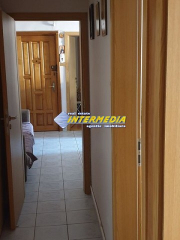 apartament-3-camere-de-vanzare-cetate-1