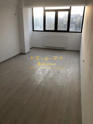bloc-nou-3-camere-decomandat-galataetajul-1