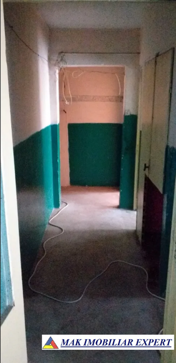 apartament-3-camere-cf-2-et-14-campulung-1