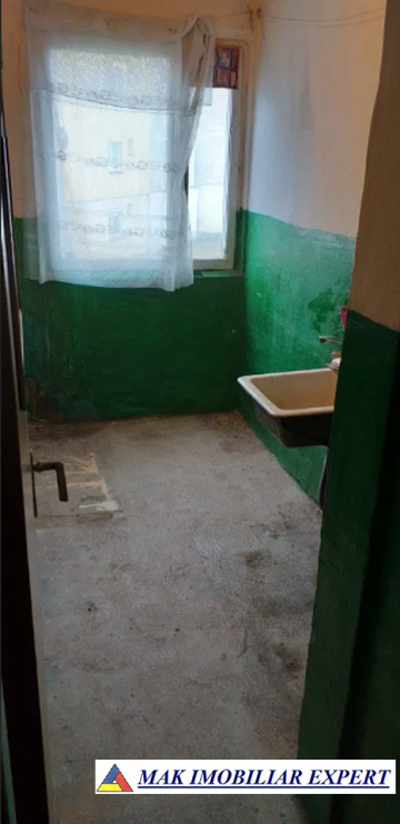 apartament-3-camere-cf-2-et-14-campulung-4