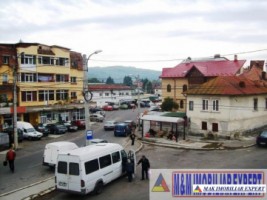 spatiu-comercial-42-mp-campulung-4