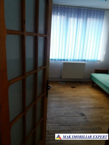 apartament-2-camere-cf-1-et-34-campulung-1