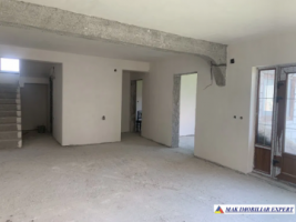vila-7-camere-teren-370-mp-rucar-2