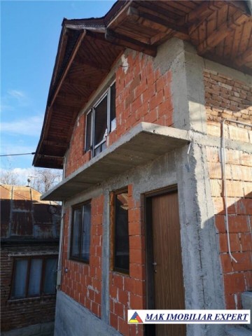 casa-3-camere-teren-434-mp-bughea-de-jos-2