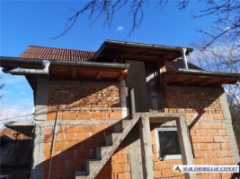 casa-3-camere-teren-434-mp-bughea-de-jos-1