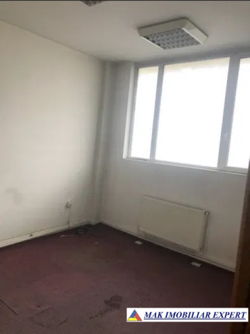 spatiu-comercial-137-mp-campulung-4