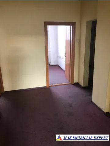 spatiu-comercial-137-mp-campulung-7