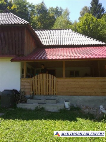casa-cu-2-camere-si-teren-de-2000-mp-in-bradulet-oportunitate-unica-pentru-relaxare-3