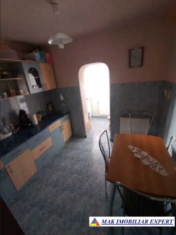 apartament-2-camere-cf-1-et-24-campulung-2