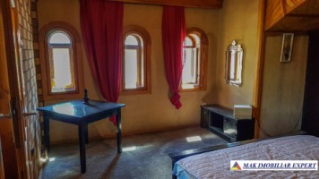 vila-stil-arhitectural-unic-6-camere-teren-802-mp-campulung-8