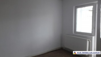 apartament-3-camere-cf-1-et-33-campulung-dublura-1