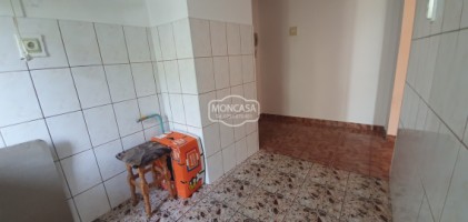apartament-2-camere-zona-scoala-7-bloc-caramida-izolat-exterior-cu-sarpanta-5