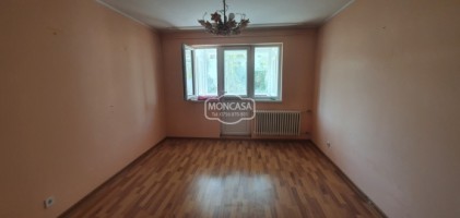 apartament-2-camere-zona-scoala-7-bloc-caramida-izolat-exterior-cu-sarpanta-3