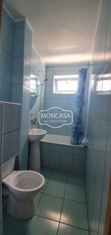 apartament-2-camere-zona-scoala-7-bloc-caramida-izolat-exterior-cu-sarpanta-14
