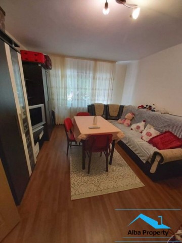 apartament-2-decomandat-zona-cetate