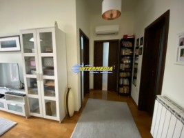 apartament-3-camere-renovat-mobilat-de-vanzare-cetate-1
