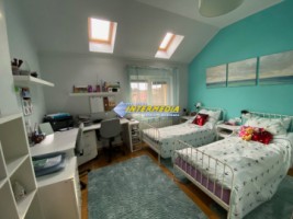 apartament-3-camere-renovat-mobilat-de-vanzare-cetate-4