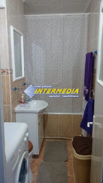 garsoniera-renovata-si-mobilata-etaj-3-de-vanzare-sub-stadion-2