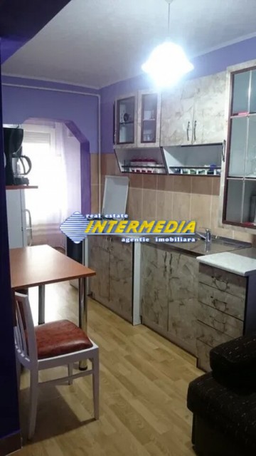 garsoniera-renovata-si-mobilata-etaj-3-de-vanzare-sub-stadion-1