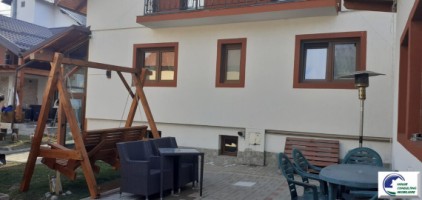 vila-de-vanzare-situata-in-busteni-2
