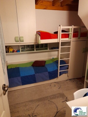 vila-de-vanzare-situata-in-busteni-11
