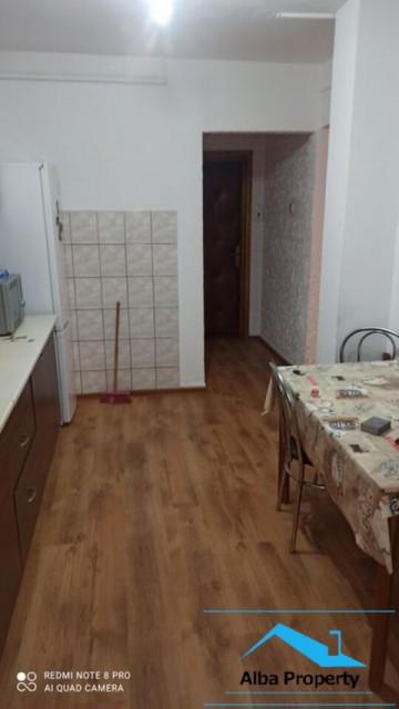 apartament-cu-3-camere-decomandat-cetate-etaj-01-5