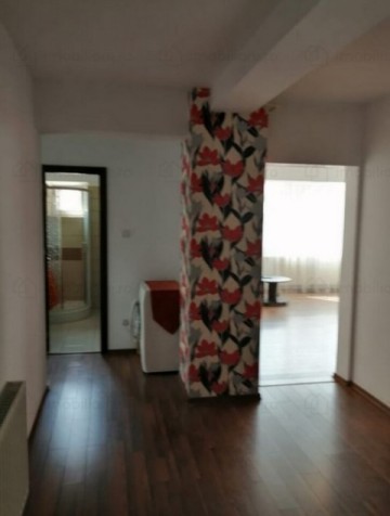 vand-apartament-3-camere-in-bloc-nou-ultracentral-1