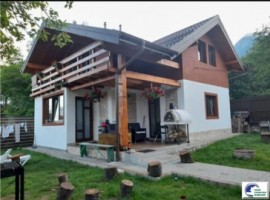 vila-de-vanzare-situata-in-busteni-3