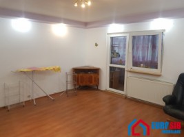 apartament-2-camere-semidecomandat-zona-ciresica-1